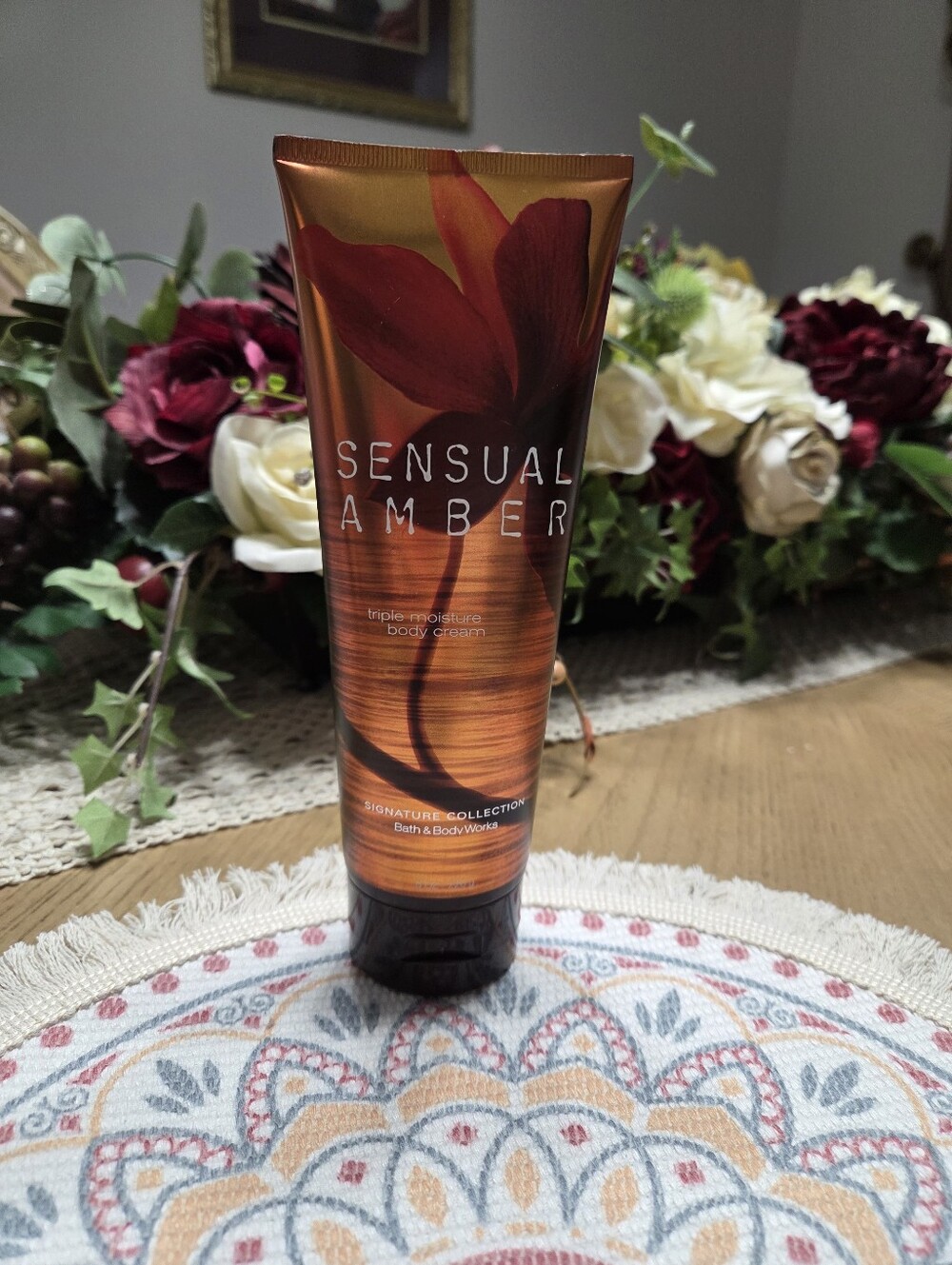 Bath & Body Works Sensual Amber Body Cream - Copper Brown & Deep Red